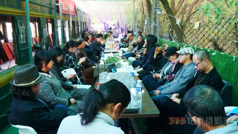 藍(lán)色老虎之聲：詩(shī)人藝術(shù)家紀(jì)念于貞志朗誦會(huì)在京舉辦