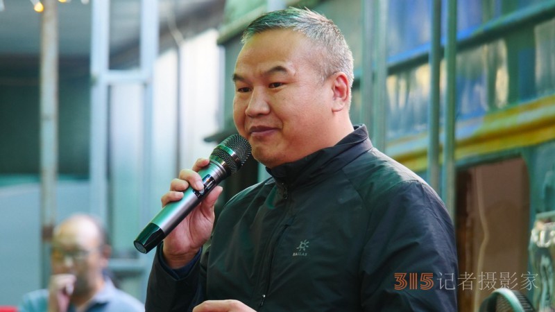 藍(lán)色老虎之聲：詩(shī)人藝術(shù)家紀(jì)念于貞志朗誦會(huì)在京舉辦