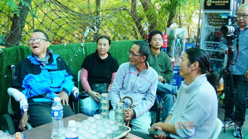 藍(lán)色老虎之聲：詩(shī)人藝術(shù)家紀(jì)念于貞志朗誦會(huì)在京舉辦