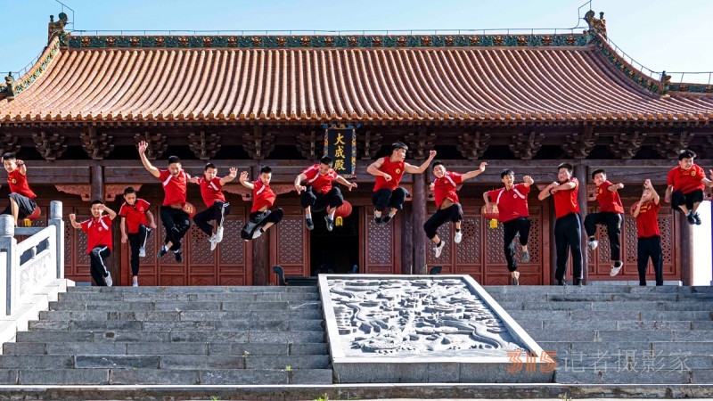 劉建國(guó)紀(jì)實(shí)攝影作品——?dú)g樂一家人