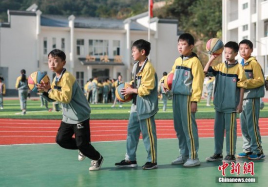 體育中考調(diào)整耐力項目，青少年“陽康”后如何鍛煉？