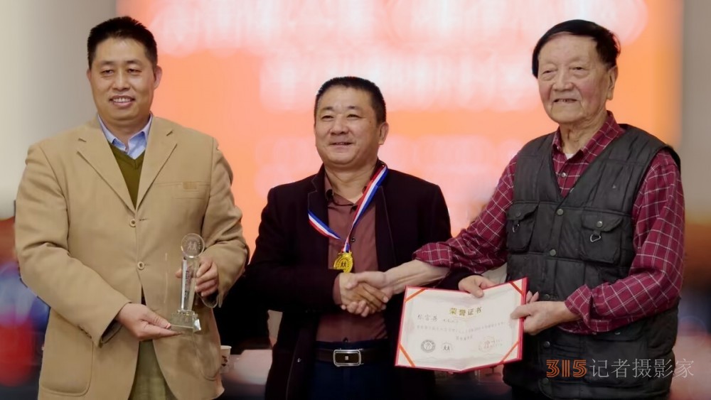 張富英榮獲第11屆人人文學獎最佳編輯獎，2022年度網(wǎng)絡(luò)文學獎頒發(fā)舉辦
