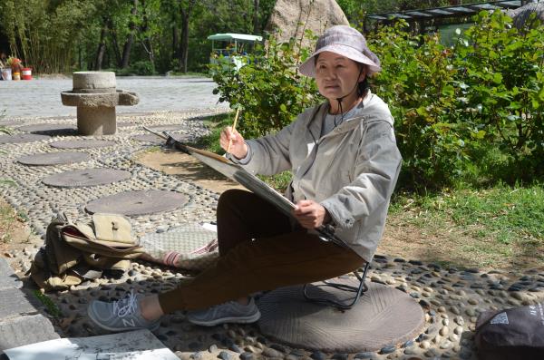 駐馬店冠一堂邀約國內(nèi)各地書畫家嵖岈山寫生