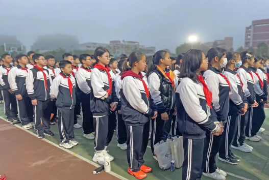 柴時鐘：校長教育思想對學校的發(fā)展至關(guān)重要