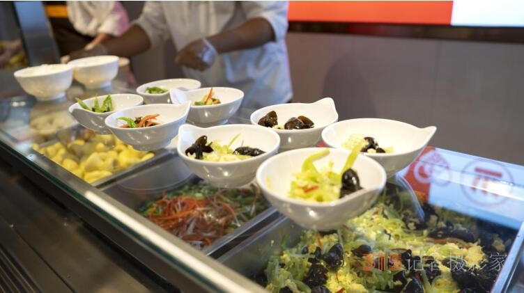 央地共創(chuàng)“父母食堂” 企業(yè)社會責(zé)任再次升華 ——-京鐵生達父母食堂運營慶典暨啟動儀式