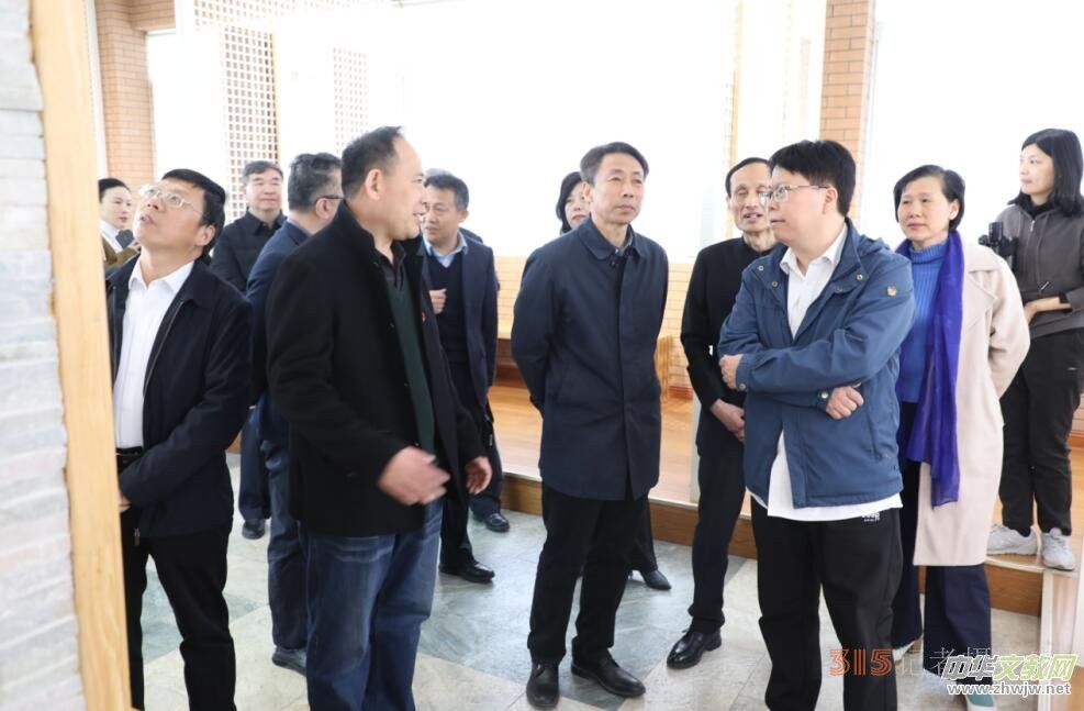 “悟修靜止”王永靜書法藝術作品在山東省文化館展出