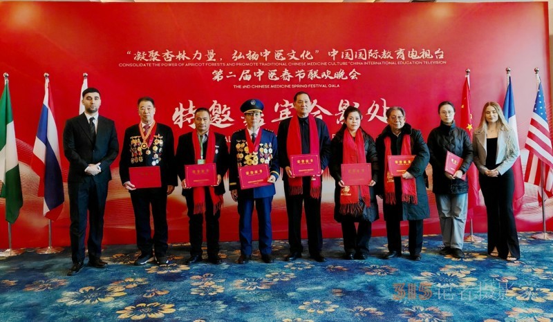 老中醫(yī)朱培于在 2025 第二屆中醫(yī)春晚分享從醫(yī)精神與初衷