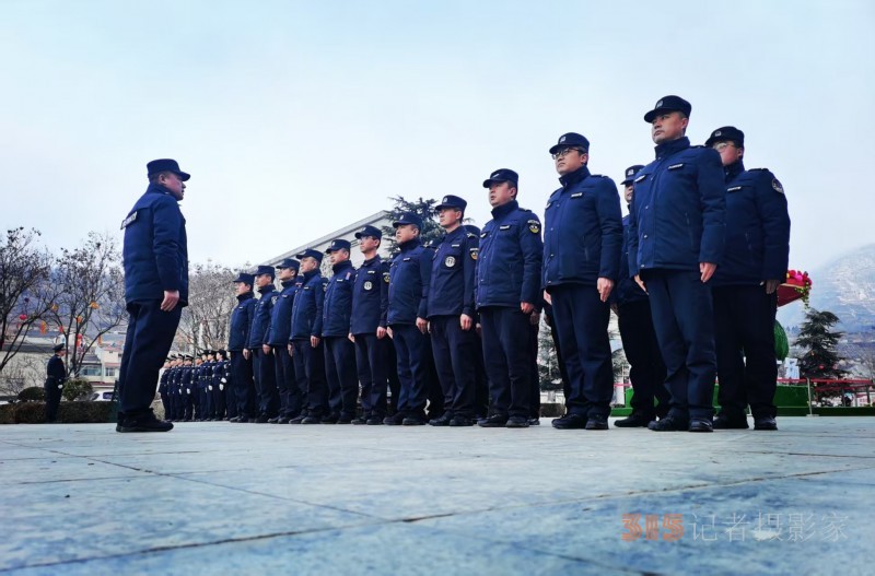 甘肅禮縣：禮縣公安特巡警積極開展春季實(shí)戰(zhàn)大練兵活動