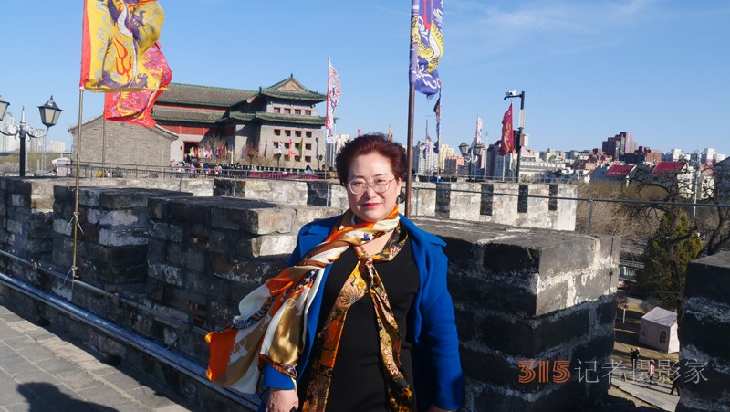 春分時(shí)節(jié)明城墻樂游賞梅