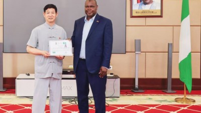 羅建國老中醫(yī)受邀出席國際中醫(yī)文化交流活動?